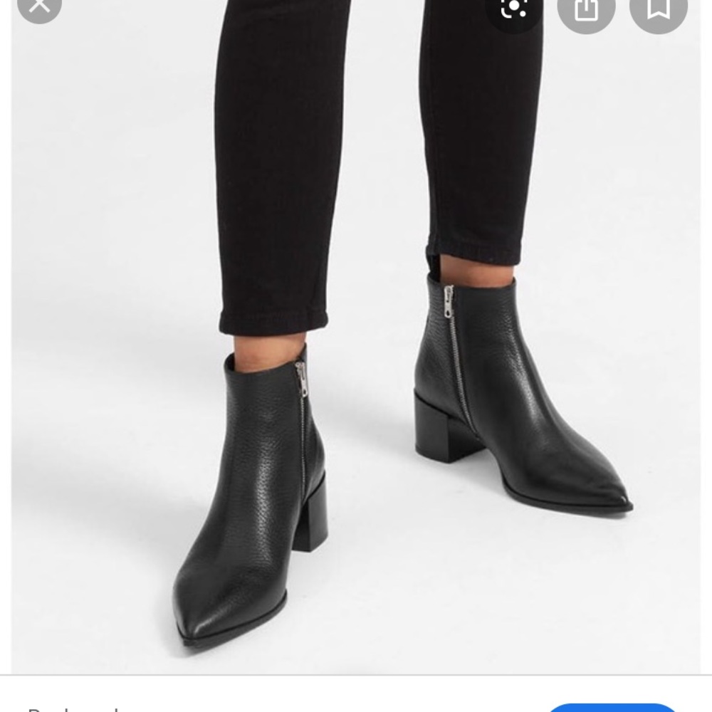 Everlane black The Boss boots
